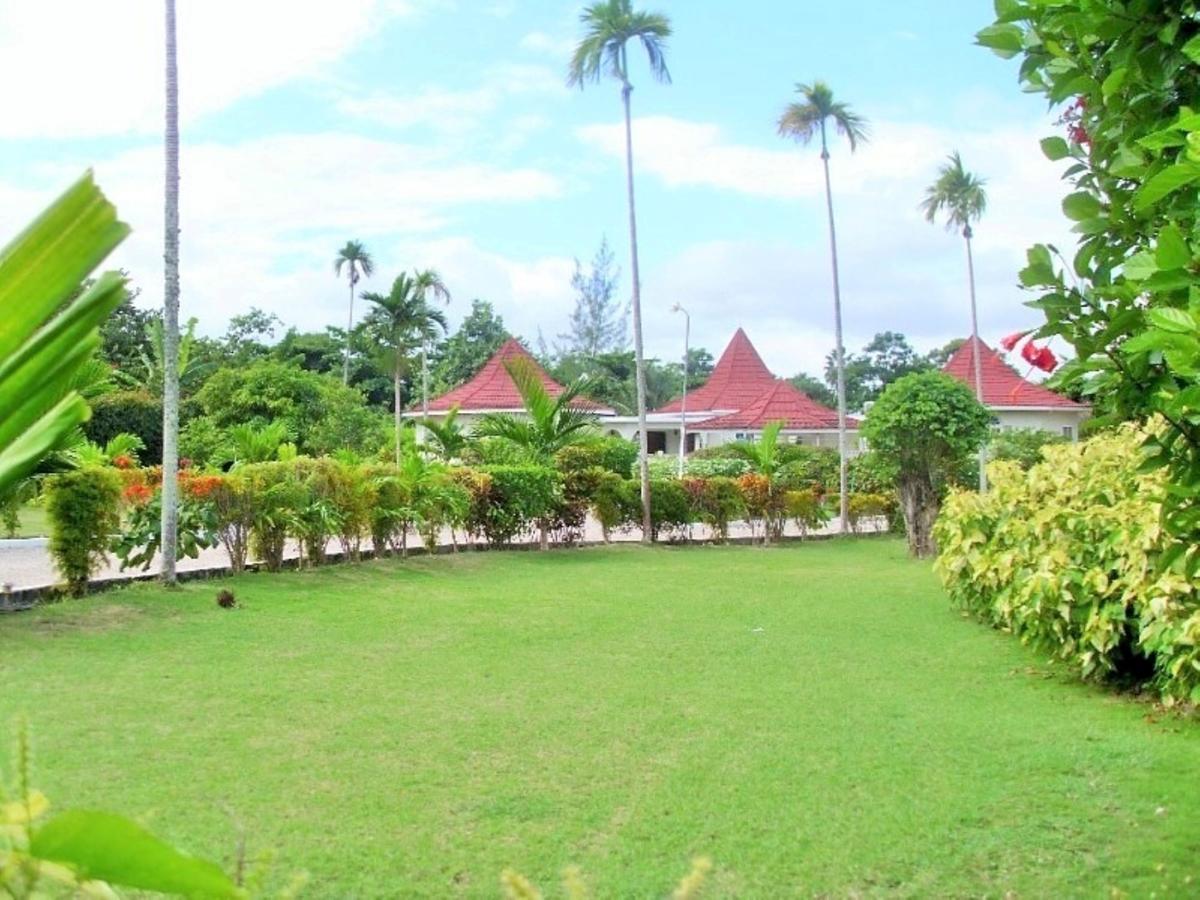 Whistling Villa Runaway Bay Exterior foto